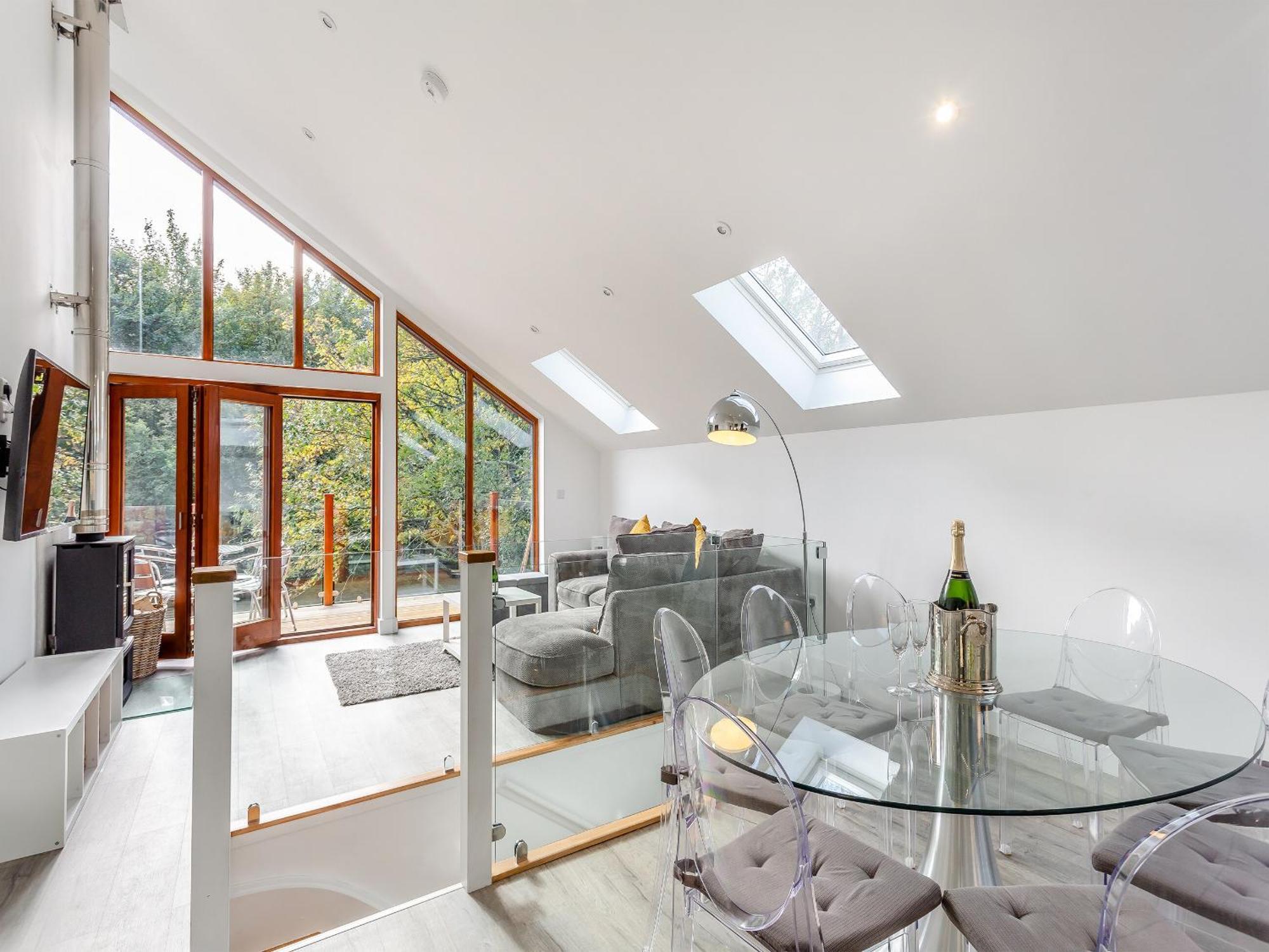 Holiday home Waterside Six - Uk38264