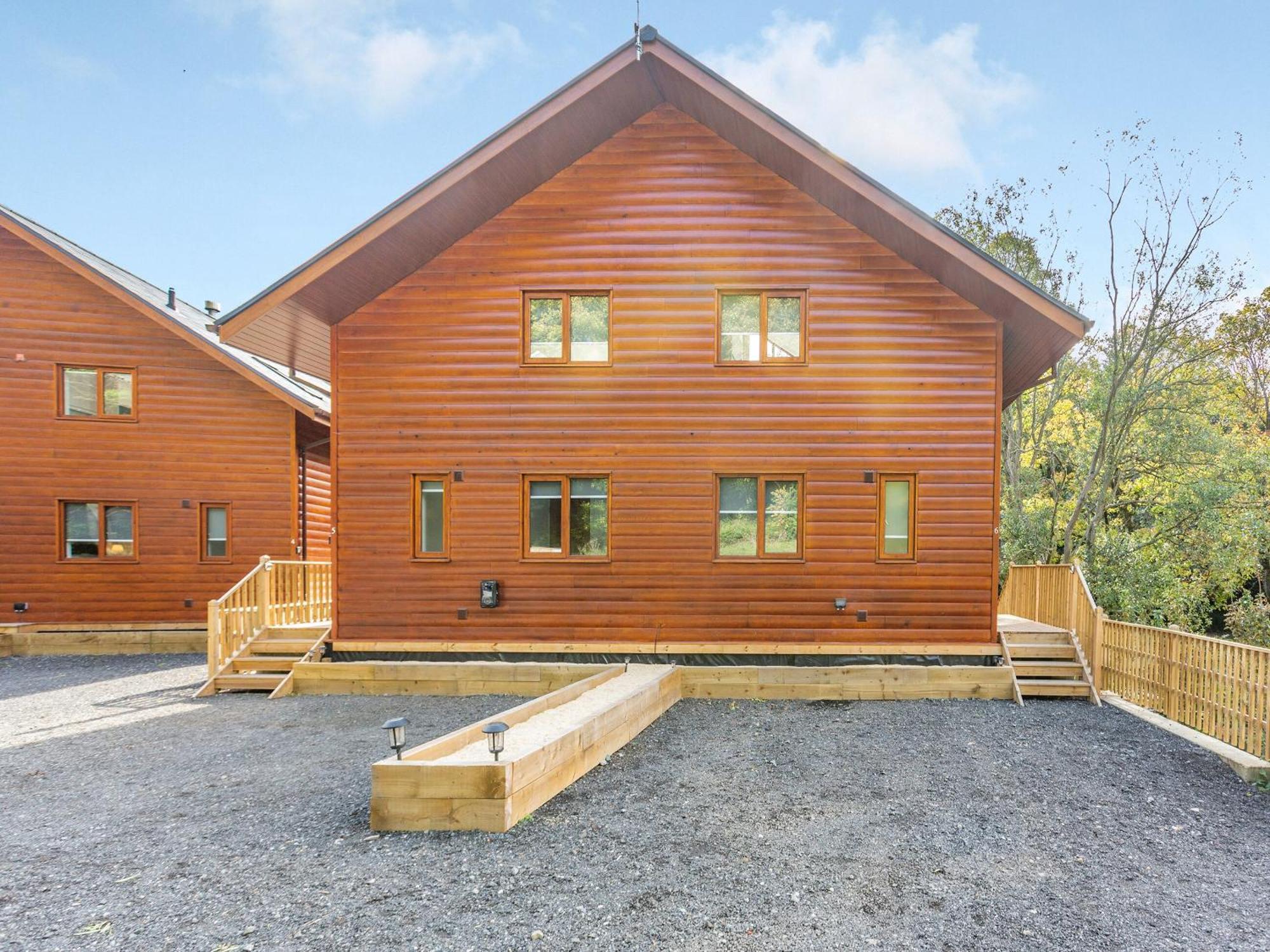 Waterside Six - Uk38264 Holiday home Southowram